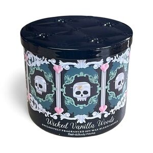 Bath & Body Works Wicked Vanilla Woods 3-Wick Candle